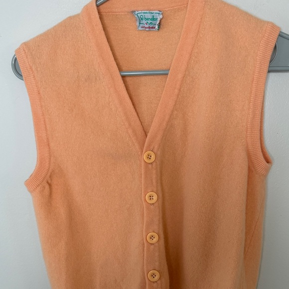 Benetton 100% Lambswool Cardigan Vest - Picture 3 of 9